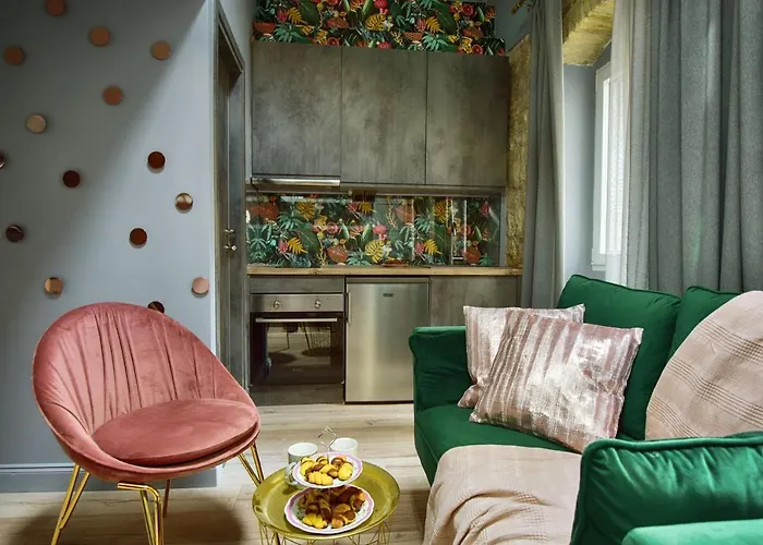Queen 3 Apartment, In The Heart Of Corfu Historical Old Town Center